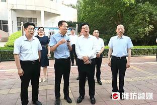 滕哈赫谈卢克-肖伤势：看起来并不乐观，要明天才能知道诊断结果